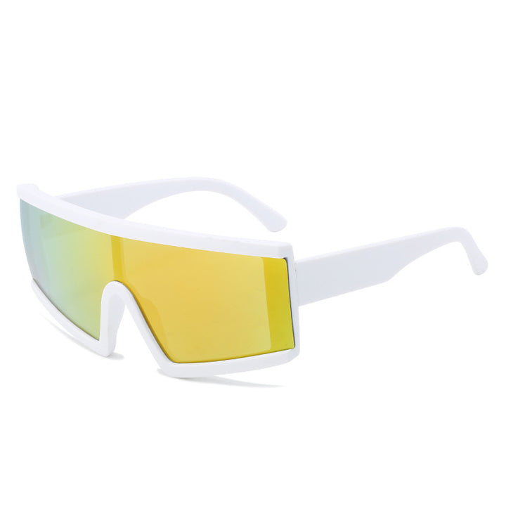 Kvinner Sporty solbriller med bred, ripebestandig linse og UV-beskyttelse Skanto