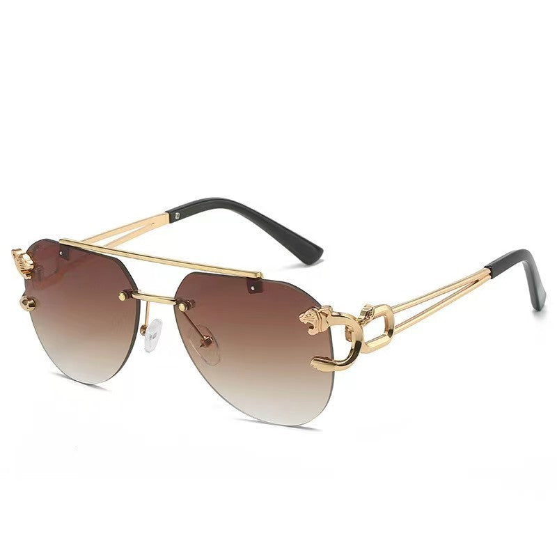 Dame Designer solbrille med unikt dyreakcent Skanto