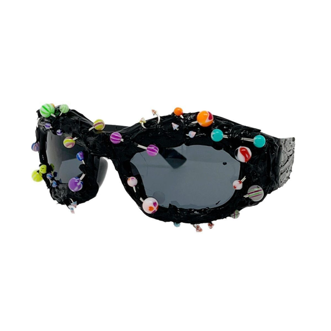 Dame kreative Statement-solbrille Skanto
