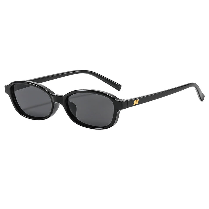 Dame fashionable solbriller i stilren oval design med UV-beskyttelse Skanto