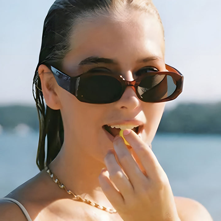 Dame ekstravagant solbrille i stilfull retro-design Skanto