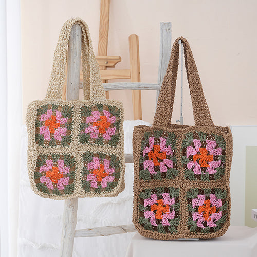 Håndlaget hekleveske med blomster mønstre Skanto