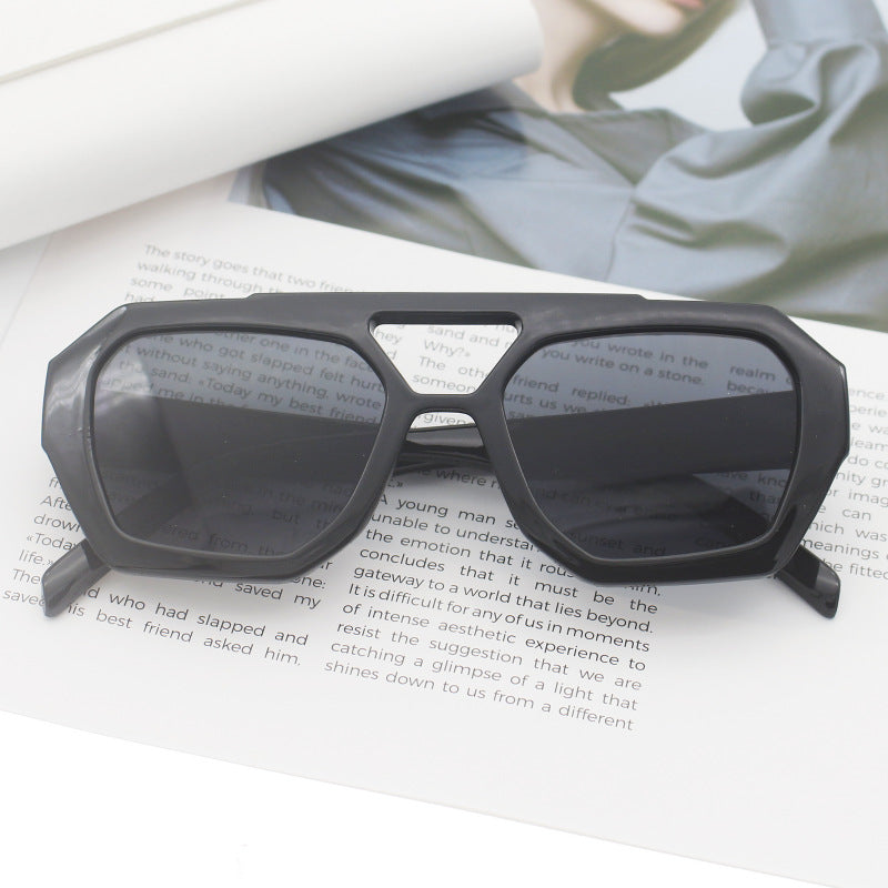 Dame fashionable sekskantet brille Skanto
