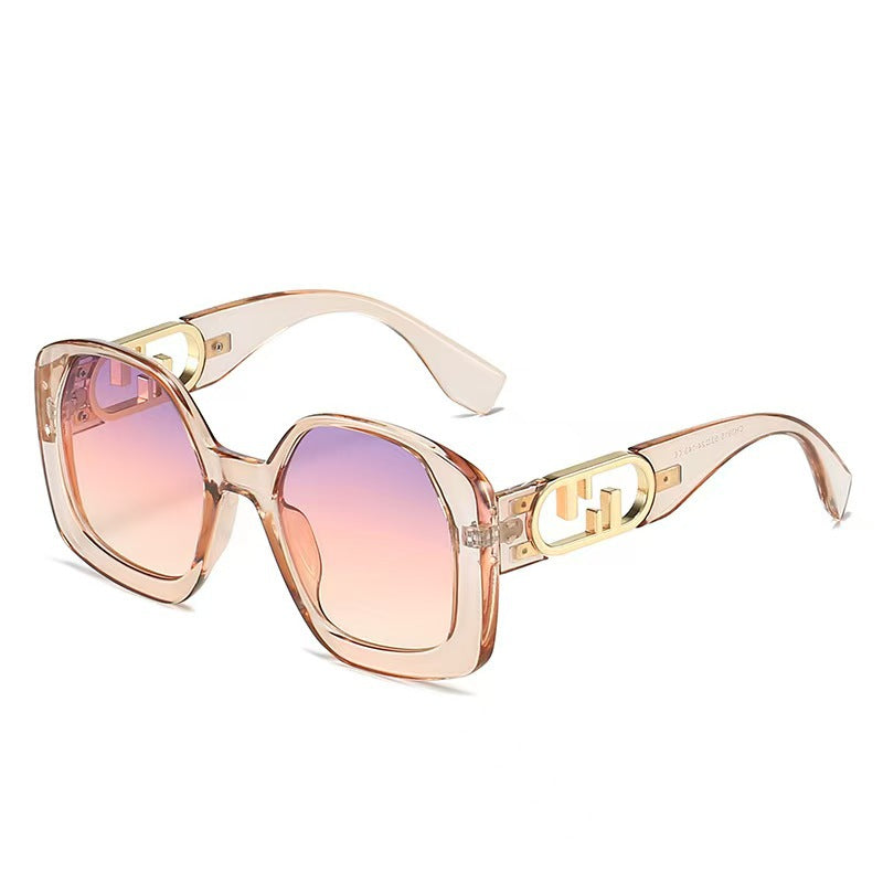 Dame oversized solbriller med ekstravagant geometrisk ramme og elegante detaljer Skanto
