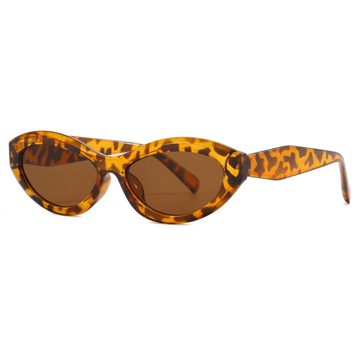 Dame cat-eye solbriller med bred ramme og UV-beskyttelse Skanto