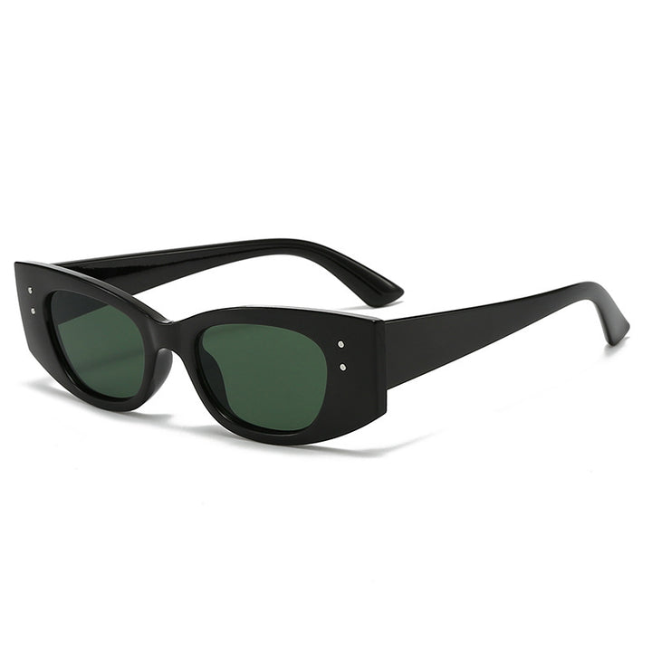 Dame moteriktig solbrille med eksepsjonelt design Skanto