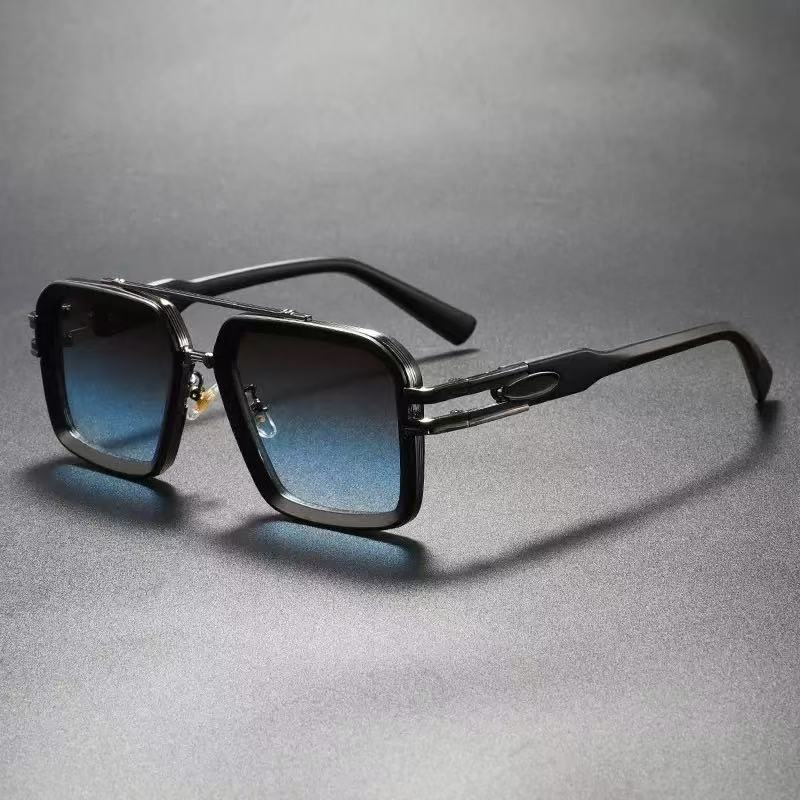Dame moterik solbrille med stilige kvadratiske rammer Skanto