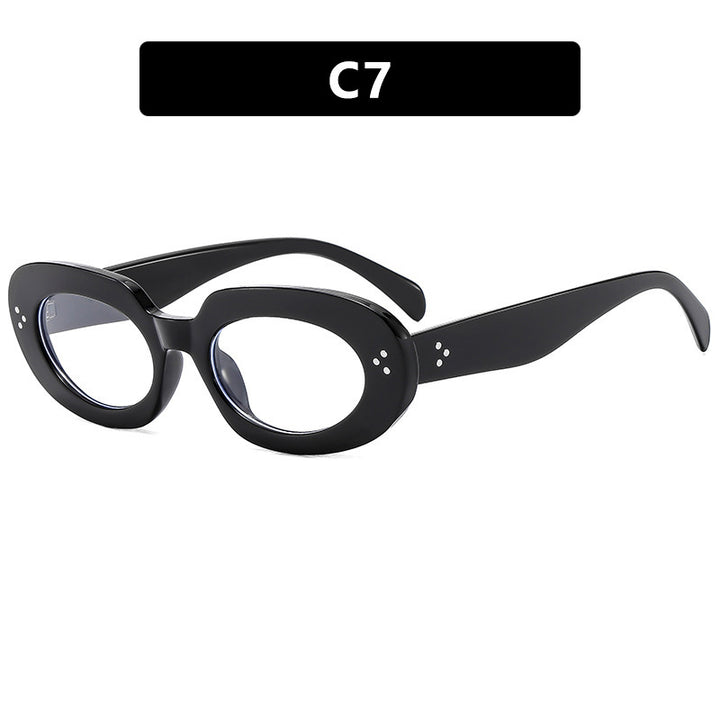 Dame moteriktig solbrille med unikt ovalt ramme og beskyttende glass Skanto