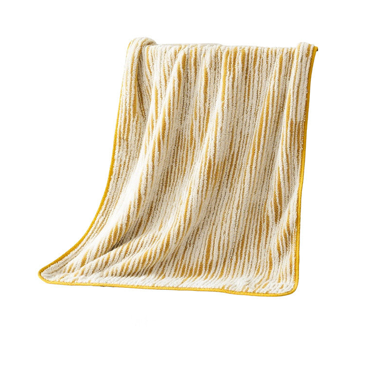 Koseserviett med moderne stripemønster Skanto