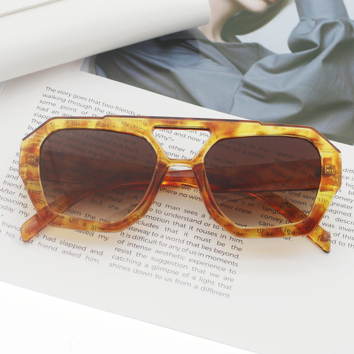 Dame fashionable sekskantet brille Skanto
