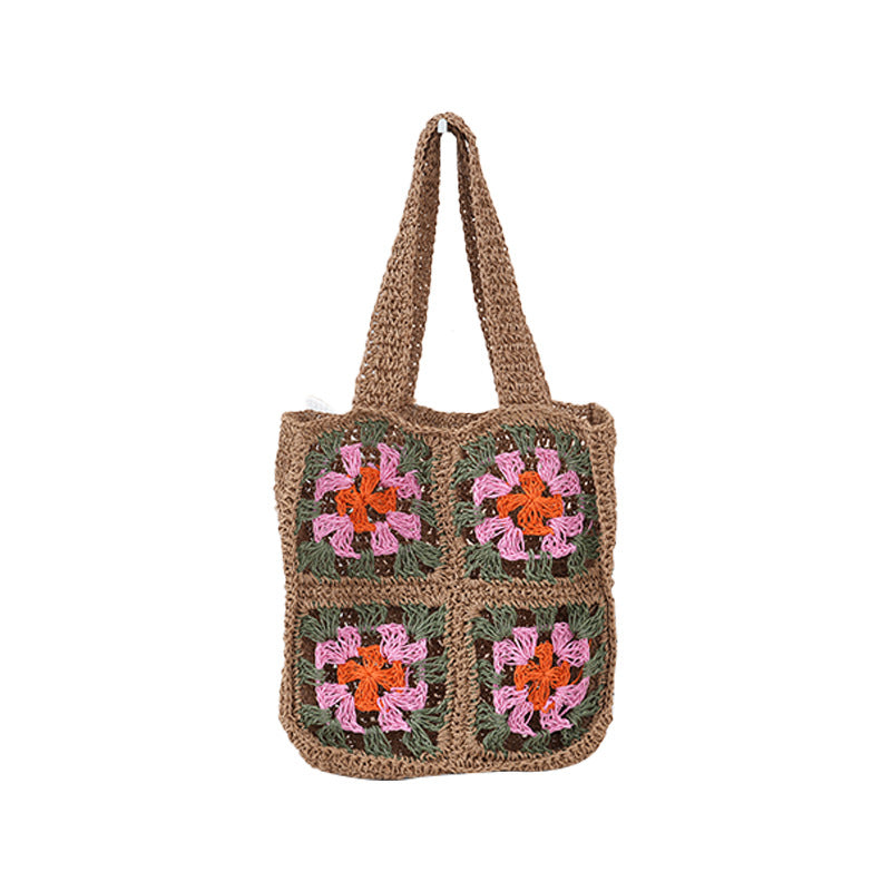Håndlaget hekleveske med blomster mønstre Skanto