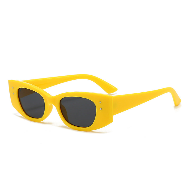 Dame moteriktig solbrille med eksepsjonelt design Skanto