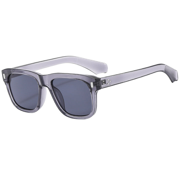 Dame fashion solbriller i stilfull og moderne design Skanto