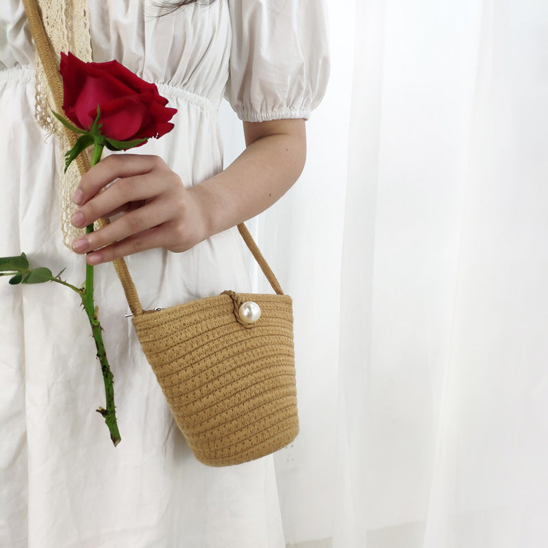 Elegant skulderveske med perlespenne Skanto