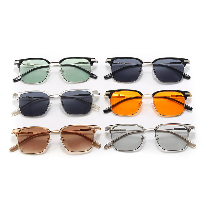 Dame kvadratisk solbrille med lett metallramme og brede stenger Skanto