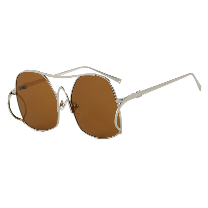 Dame geometrisk solbrille med smal metallramme og brune glass Skanto