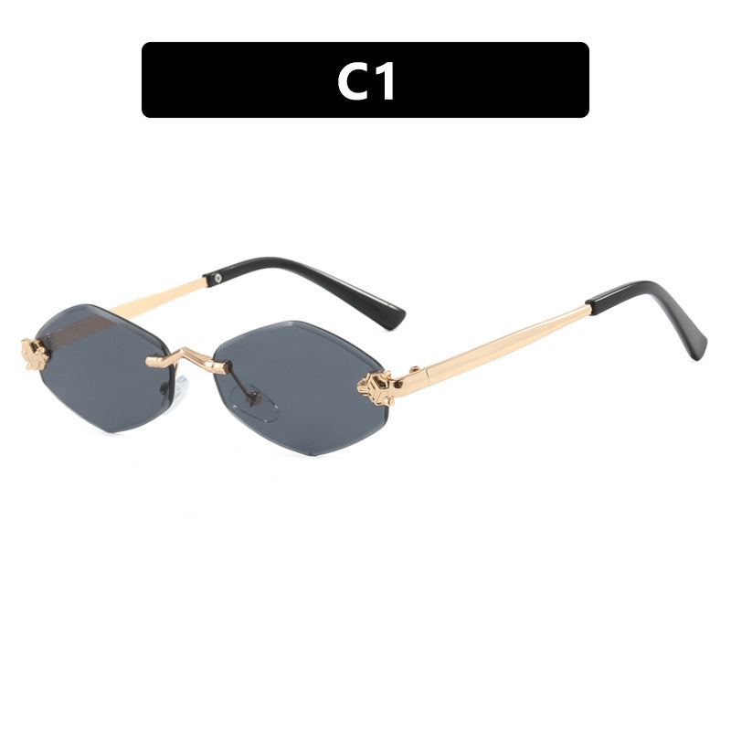 Dame geometrisk solbrille med dobbelt metallramme og beskyttende linser Skanto