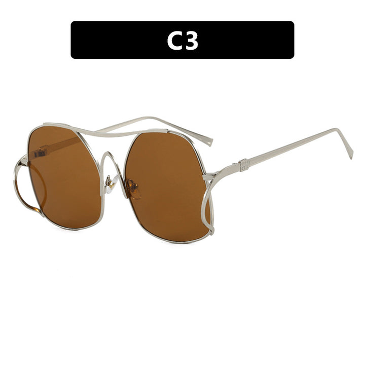 Dame geometrisk solbrille med smal metallramme og brune glass Skanto