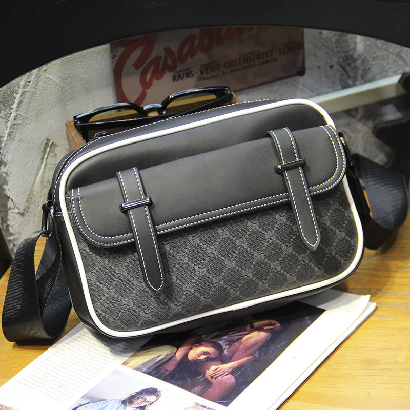 Allsidig crossbody-veske med slitesterkt yttermateriale Skanto