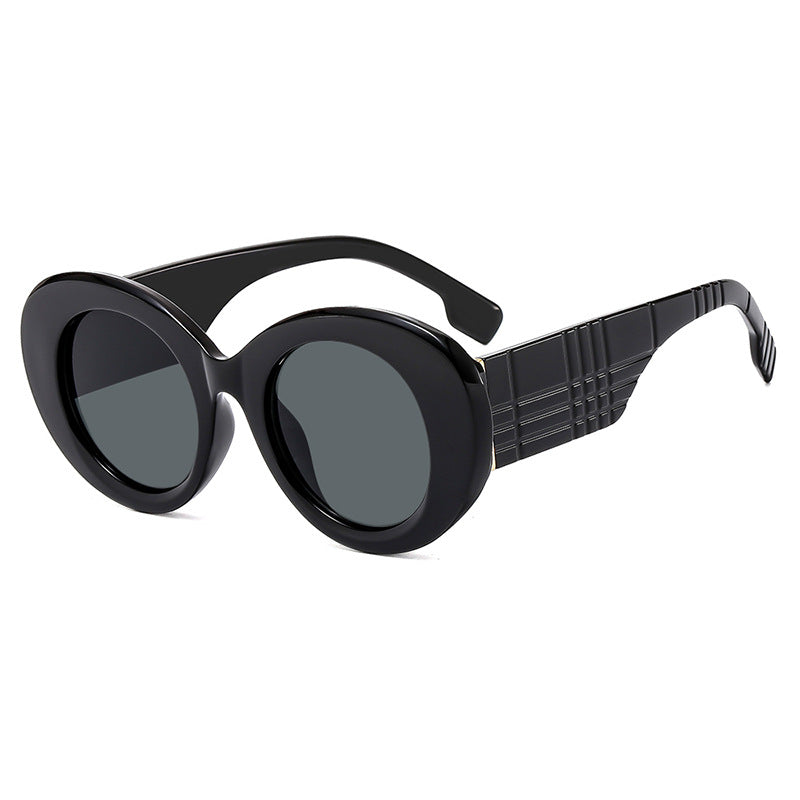 Dame ekstravagant solbrille med kreativ ramdesign og beskyttende UV-filter Skanto