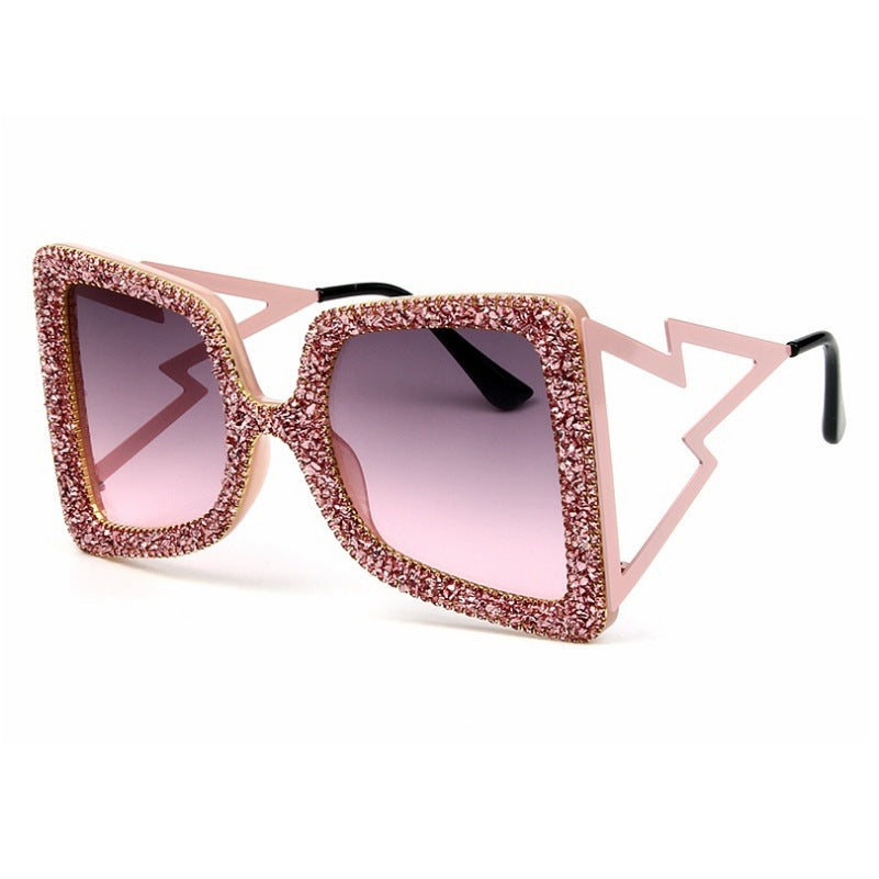 Dame overdimensjonert solbrille med glitrende krystallramme Skanto