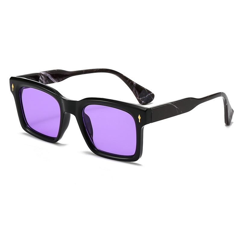Dame Rektangulær Solbrille i elegant Skilpaddedesign Skanto