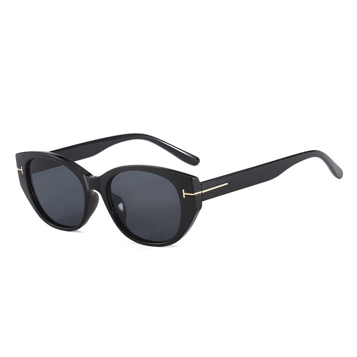Damer Cat-Eye solbriller med elegant ramme og beskyttende UV-filter Skanto