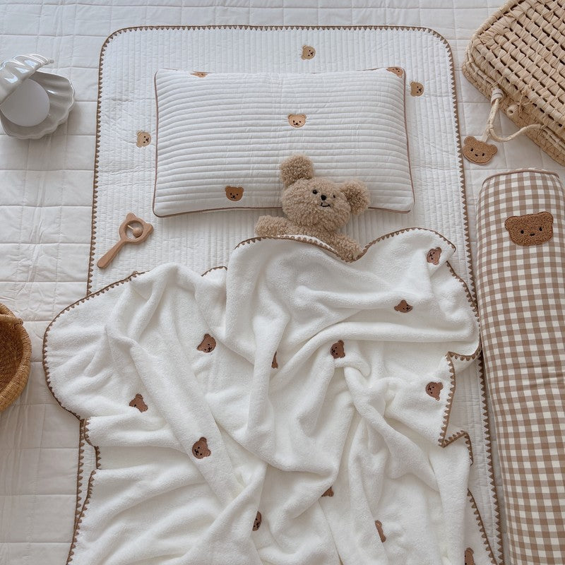 Unisex koseserie med søte bjørnmotiver Skanto