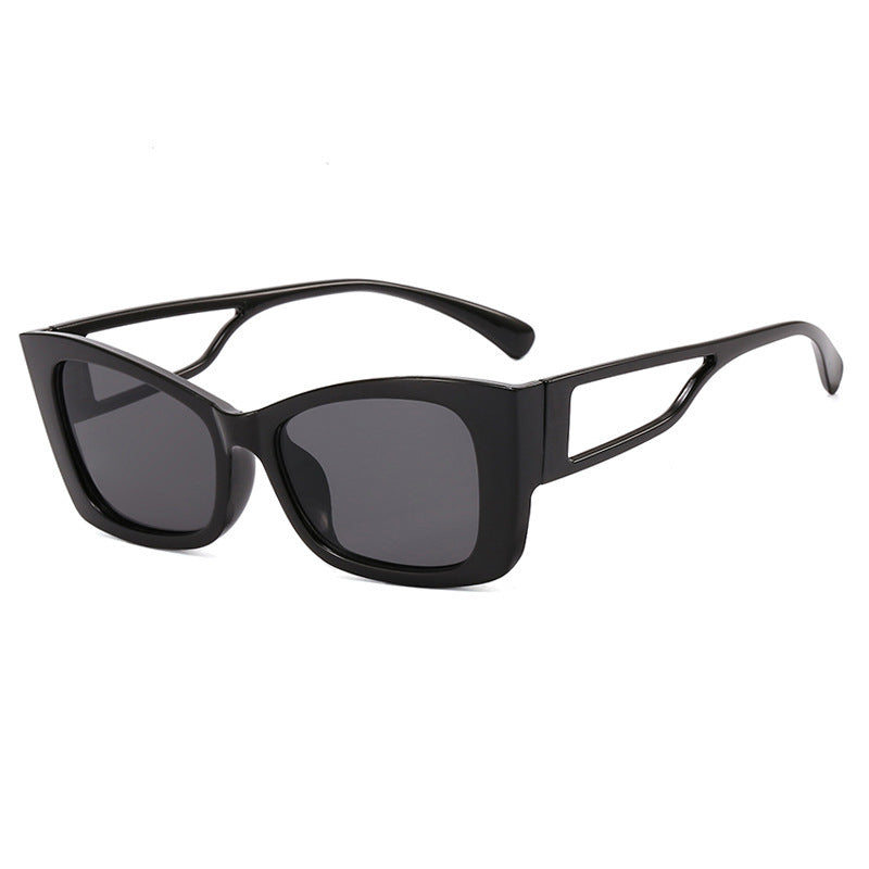 Dame moteriktig solbrille med innovativ ramme Skanto
