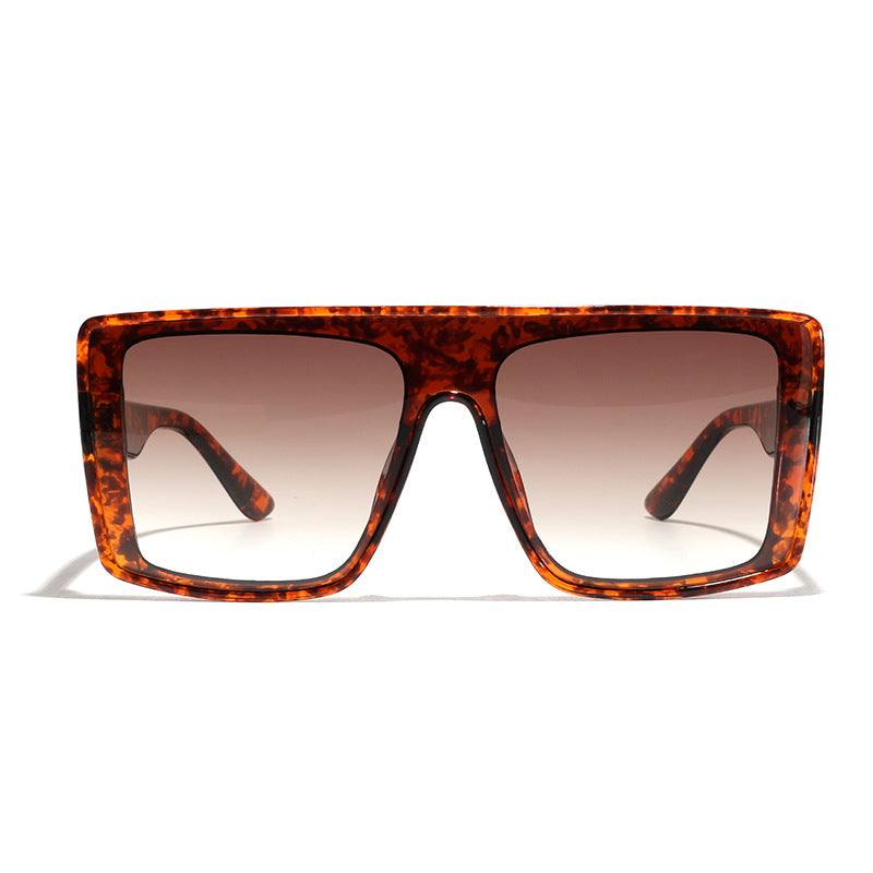 Dame oversized kvadratisk solbrille med luksuriøst skilpadde-design Skanto