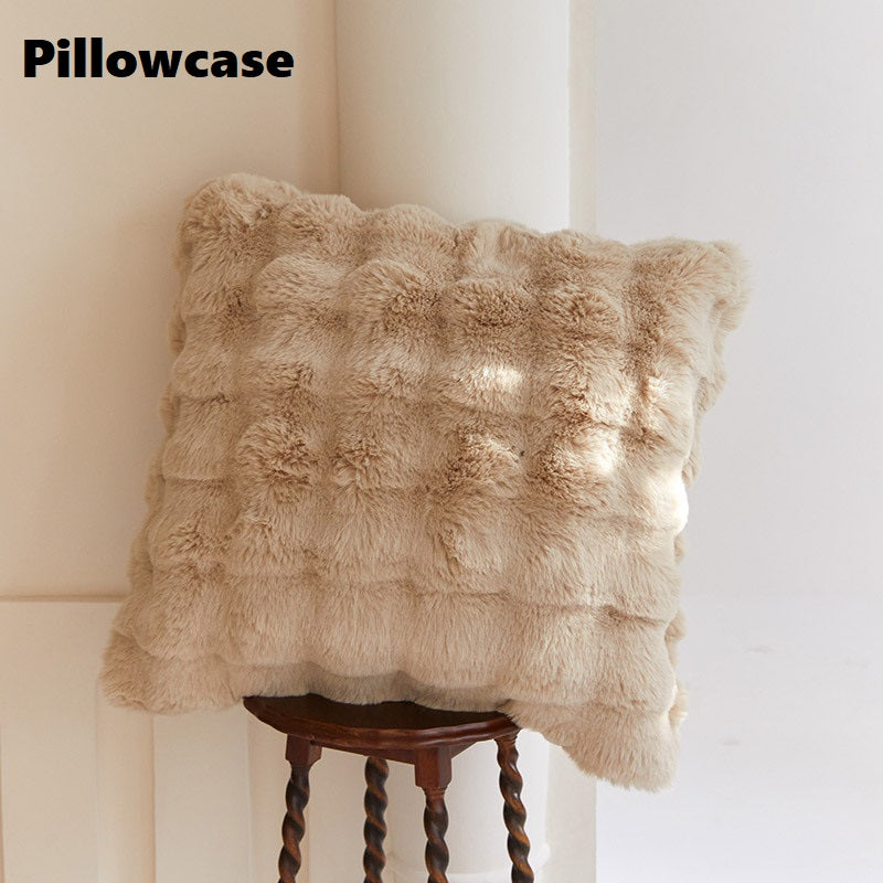 Plush falsk pels kastet for ultimate koselig varme | Skanto
