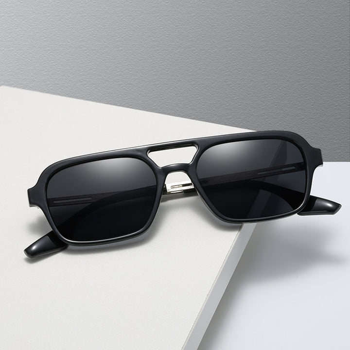 Dame designer solbrille med blå linser Skanto