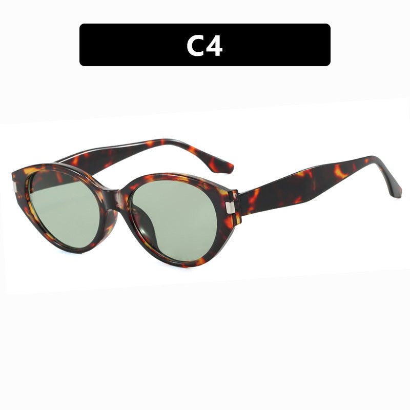 Dames moteriktig solbrille i elegant cat-eye stil Skanto