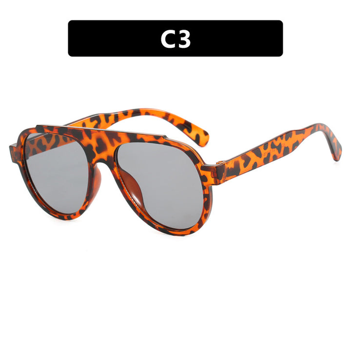 Dame Vintage-stil solbriller med elegant plastikkarm i leopardmønster Skanto