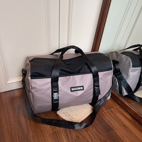 Sporty reiseveske med robust design Skanto