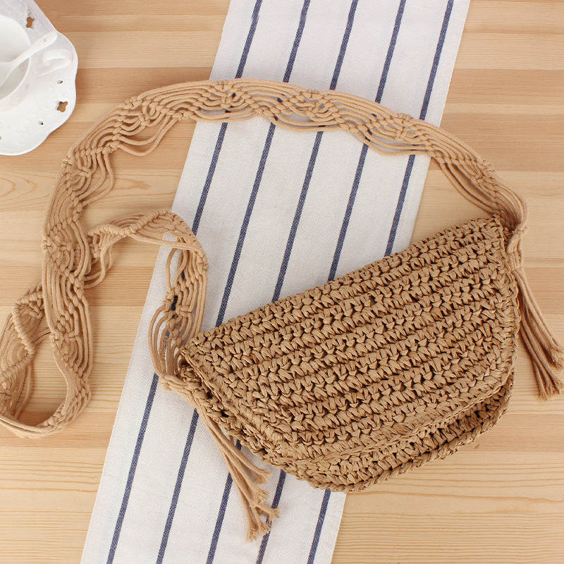 Macrame shoulder bag with elegant fringe detail Skanto