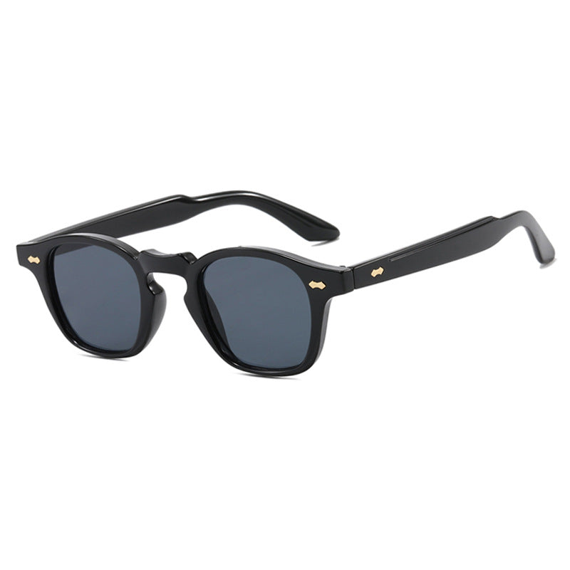 Dame geometrisk solbrille med beskyttende UV-filter og moderne design Skanto