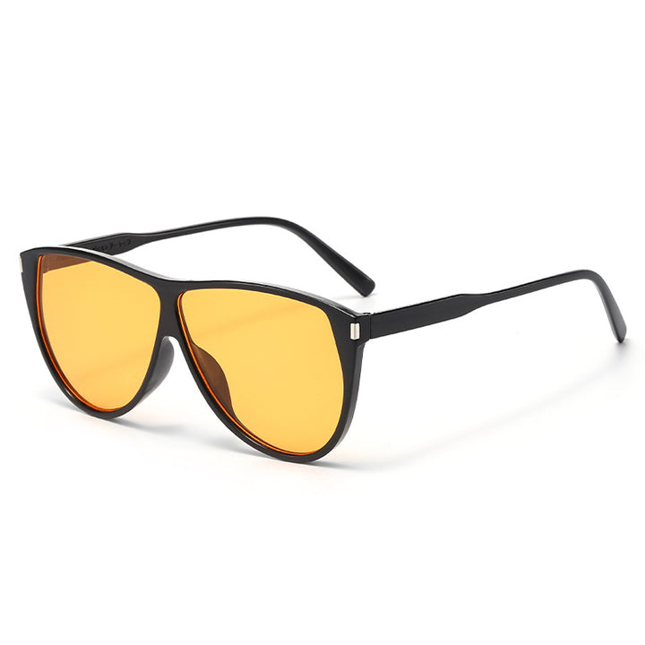 Dame moderne Cat-Eye solbriller med beskyttende UV-filter og stilramme Skanto