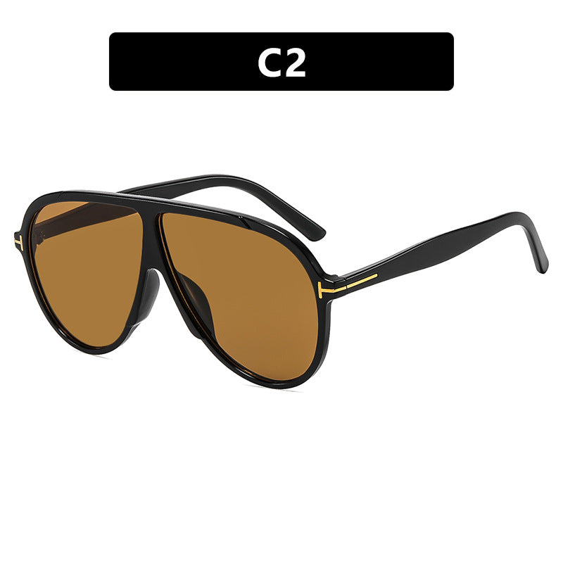 Dame moteriktig brille med stort trendy ramme Skanto