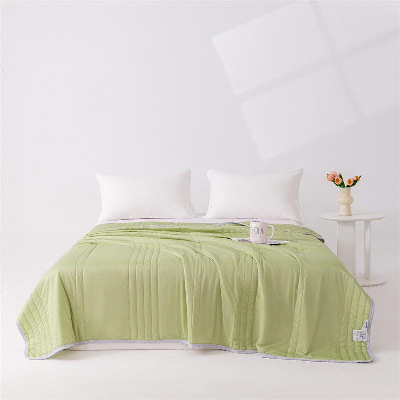 Cooling Ice Silk Summer Blanket – Lightweight, Washable, Soft Quilt for Babies & Adults | Skanto
