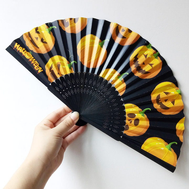 Dame dekorativ vifte med Halloween-motiver Skanto