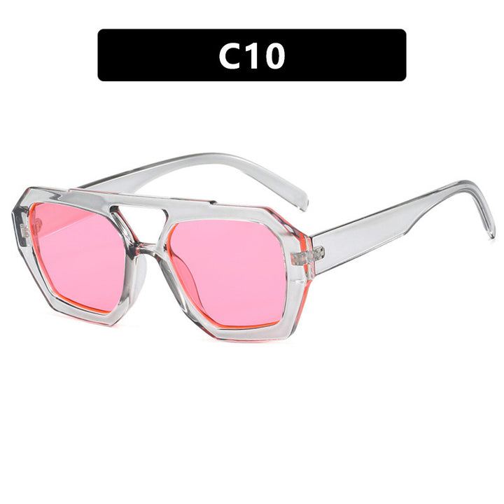 Dame geometrisk solbrille laget av robust plast med polarisert glass Skanto