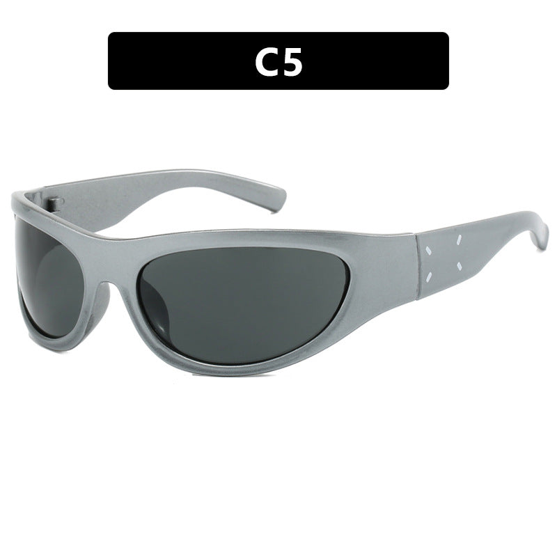 Dame sports solbrille med ergonomisk design og omfattende UV-beskyttelse Skanto