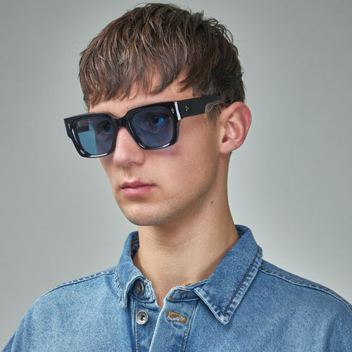 Dame kvadratisk solbrille med luksuriøs ramme og beskyttende UV-filter Skanto
