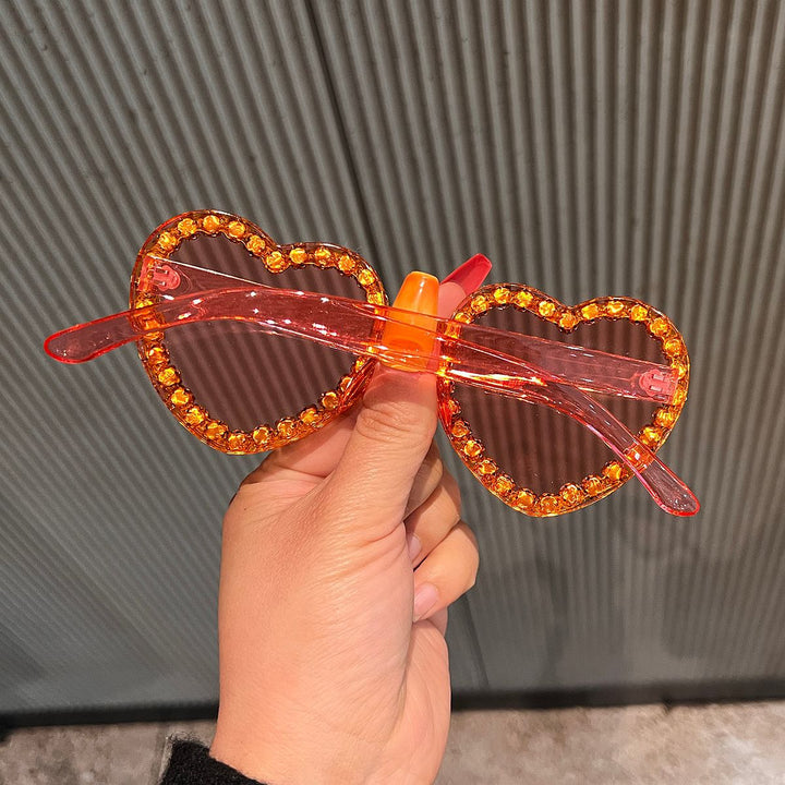 Dame Hjerteformet solbrille med strassdekorasjon Skanto