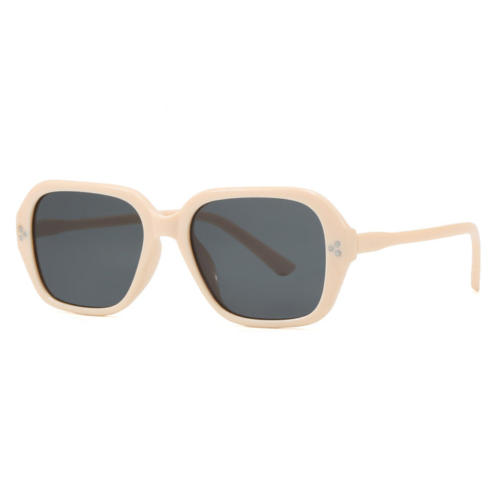 Dame moteriktig oversized solbrille i elegant design Skanto
