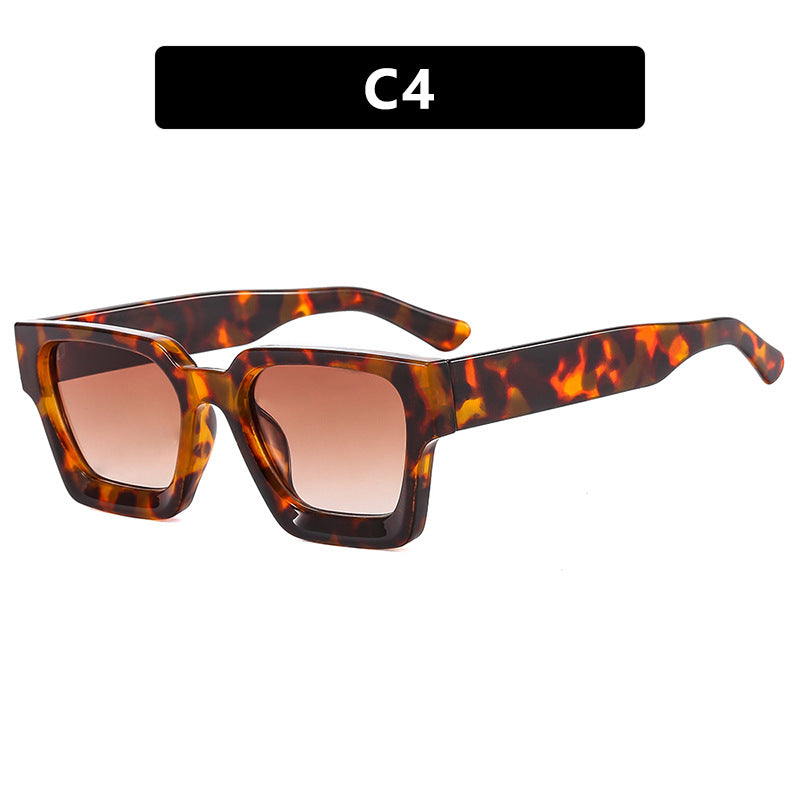 Damer moterik kvadratisk solbrille med robust ramme og gule glass Skanto