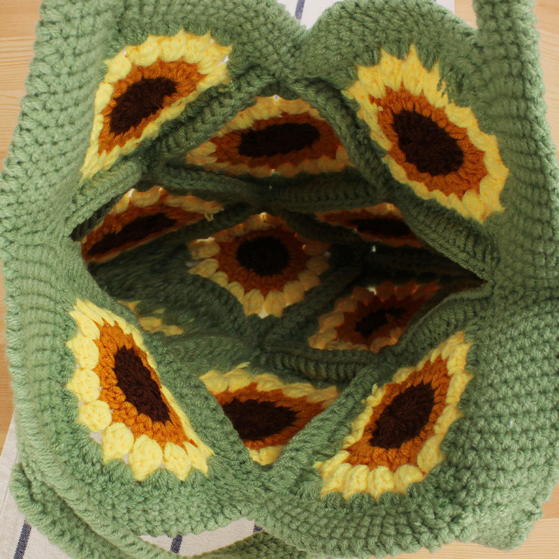 Handbag with floral crochet pattern Skanto