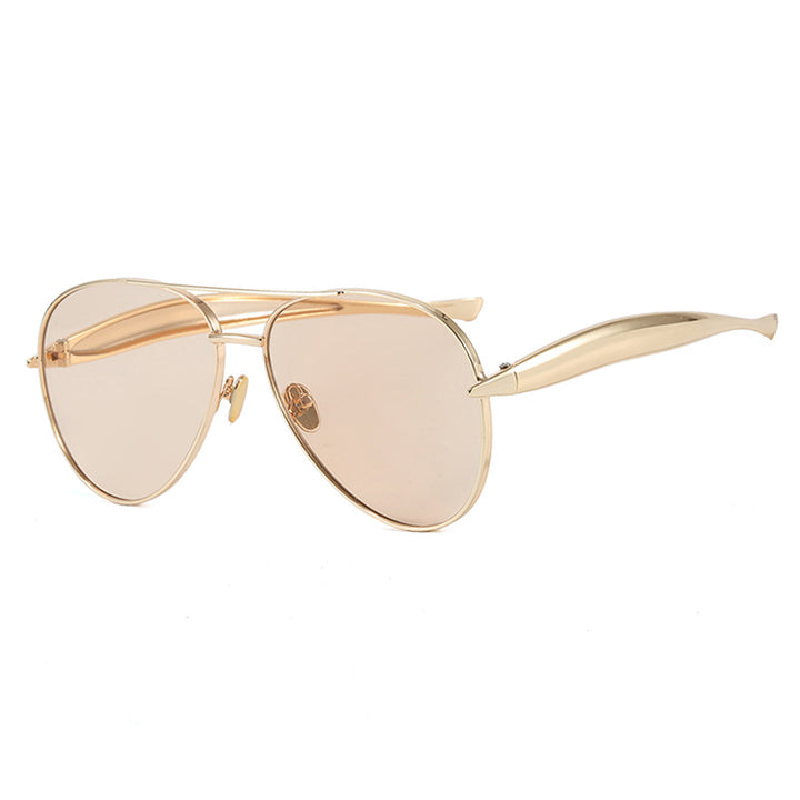 Dame Pilot-solbriller med elegante detaljer og beskyttende UV-filter Skanto