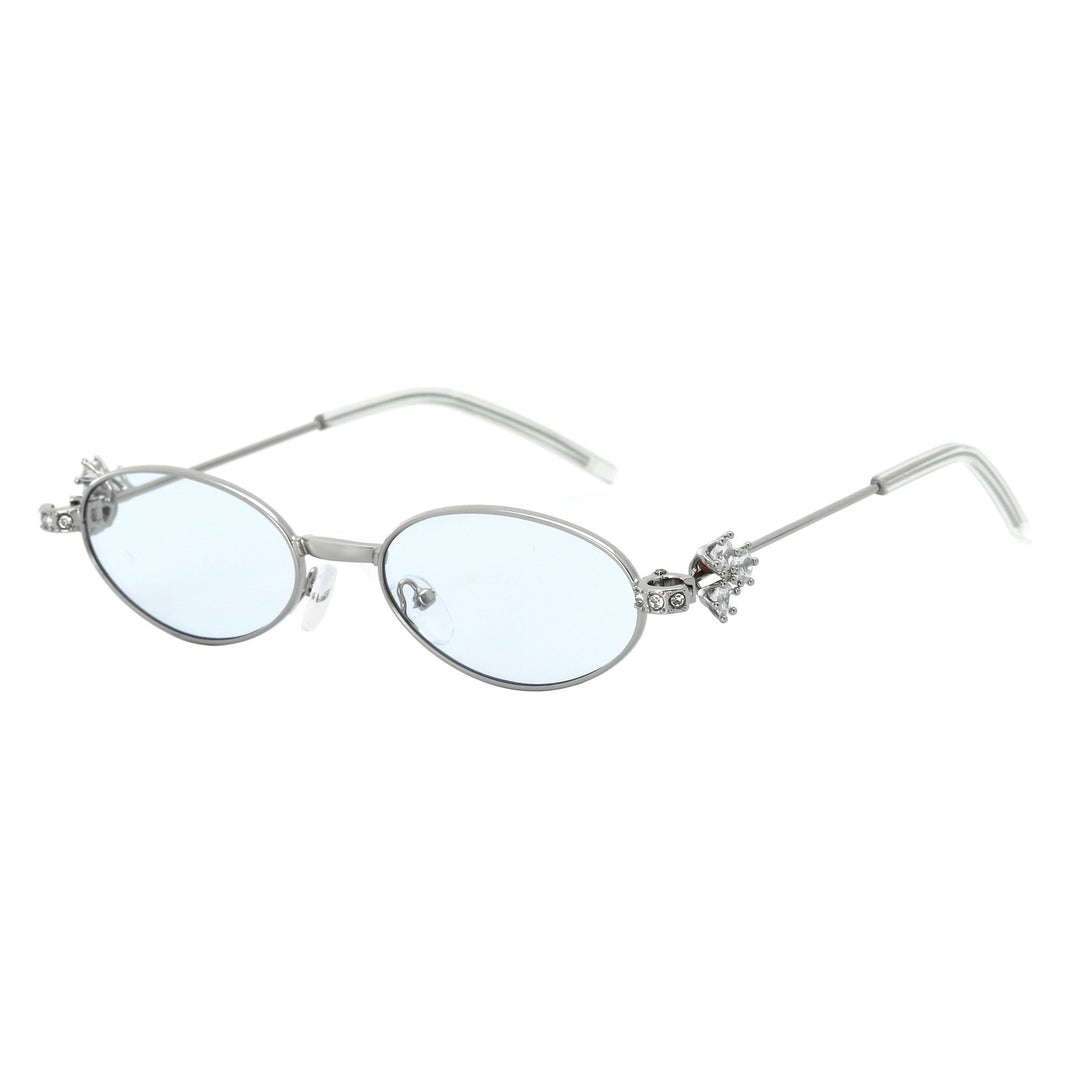 Dame Designer solbrille med elegant, speilvendt ramme og stilige dekorasjoner Skanto